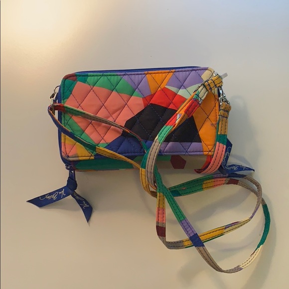 Small Vera Bradley purse with wallet inside. - Picture 3 of 4